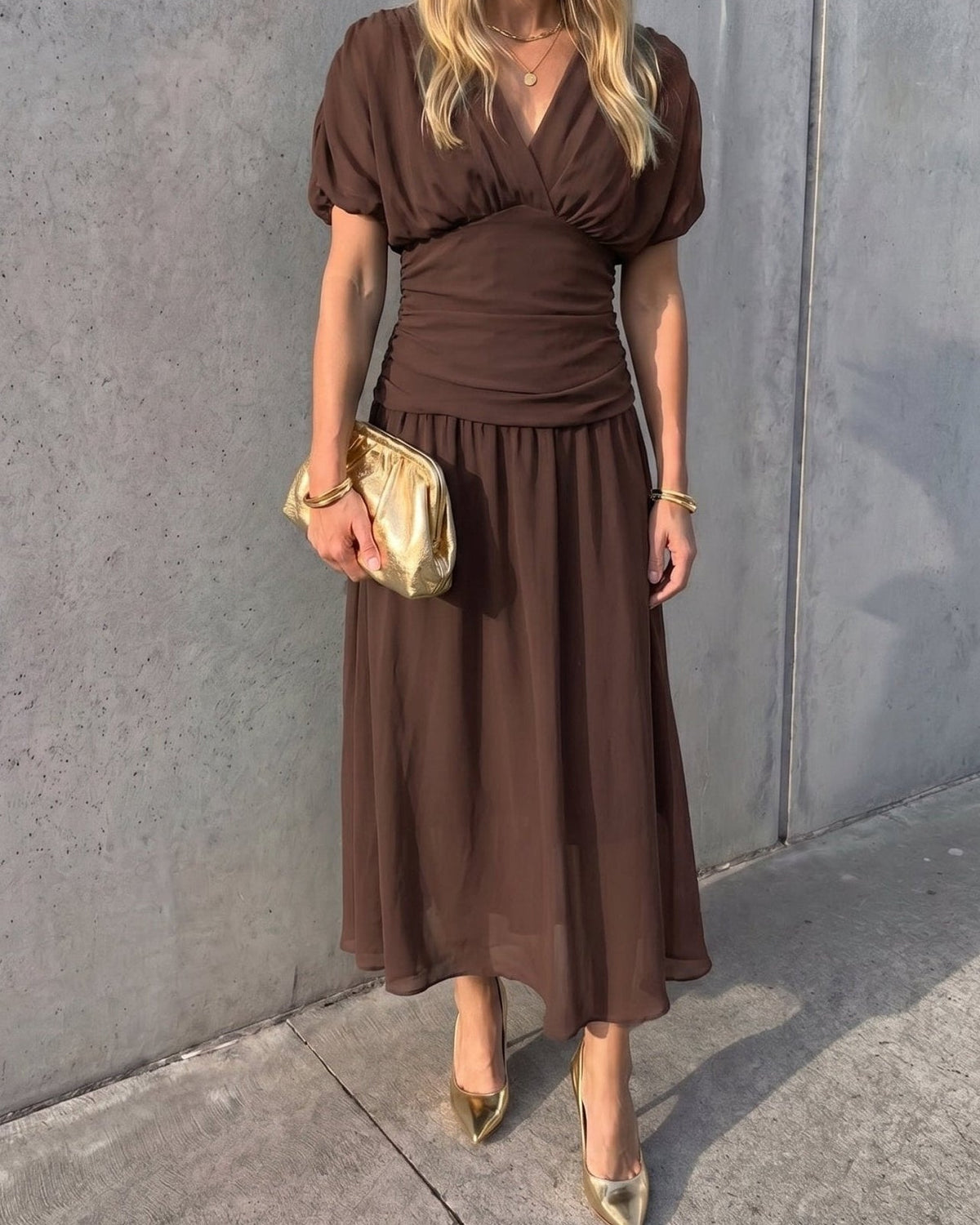 Larisa Abito Scollo a V