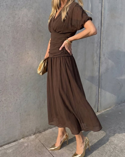 Larisa Abito Scollo a V