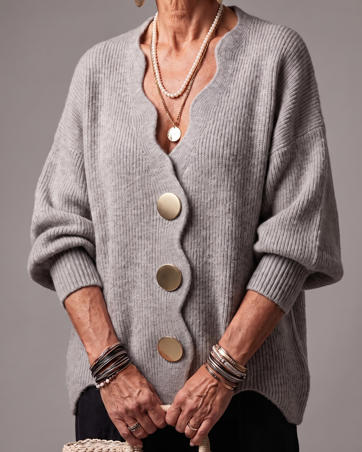Bianca Cardigan Bottoni Metallici