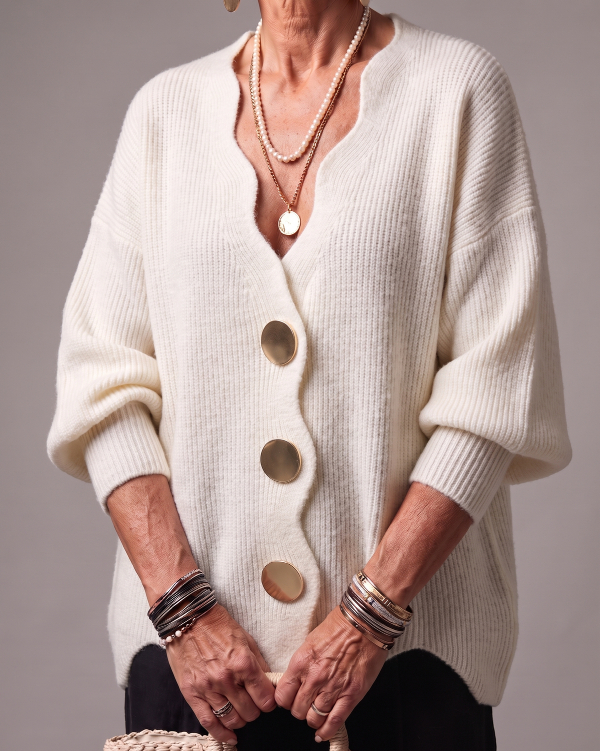 Bianca Cardigan Bottoni Metallici
